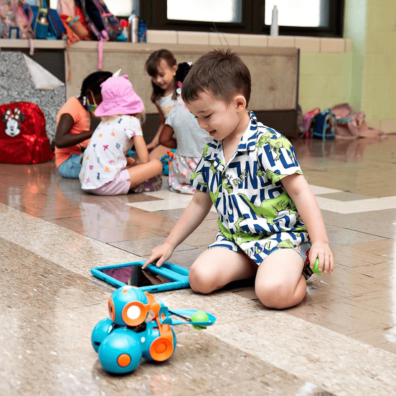 RoboKids: Robotic Dash and the Lost Realm - Brains & Motion