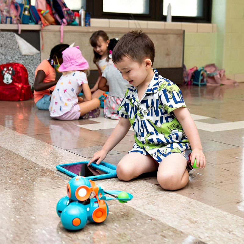 Robotics Jr: Dash: Dash and the Lost Realm