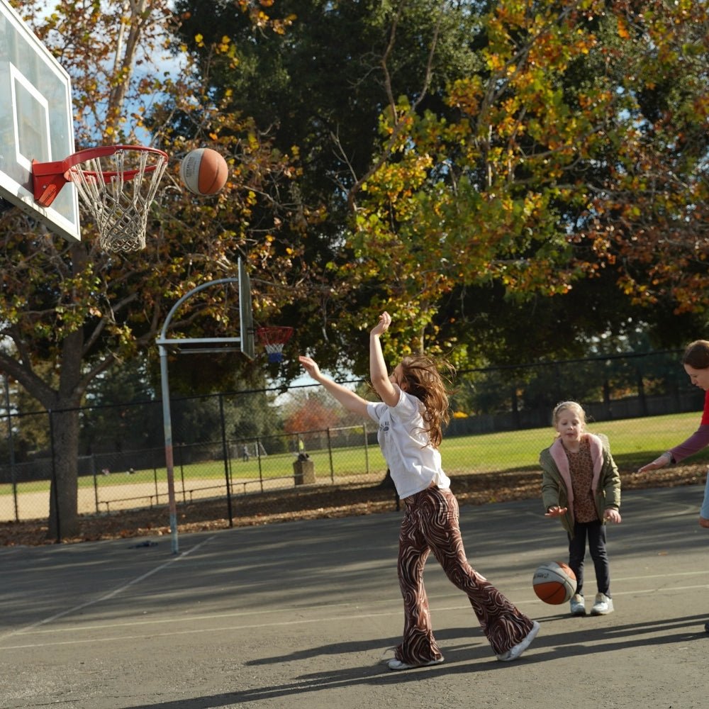 Basketball for Grades 3 - 5 - Brains & Motion